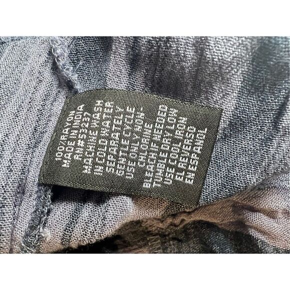 Unique Spectrum Blouse  - Picture 4 of 4